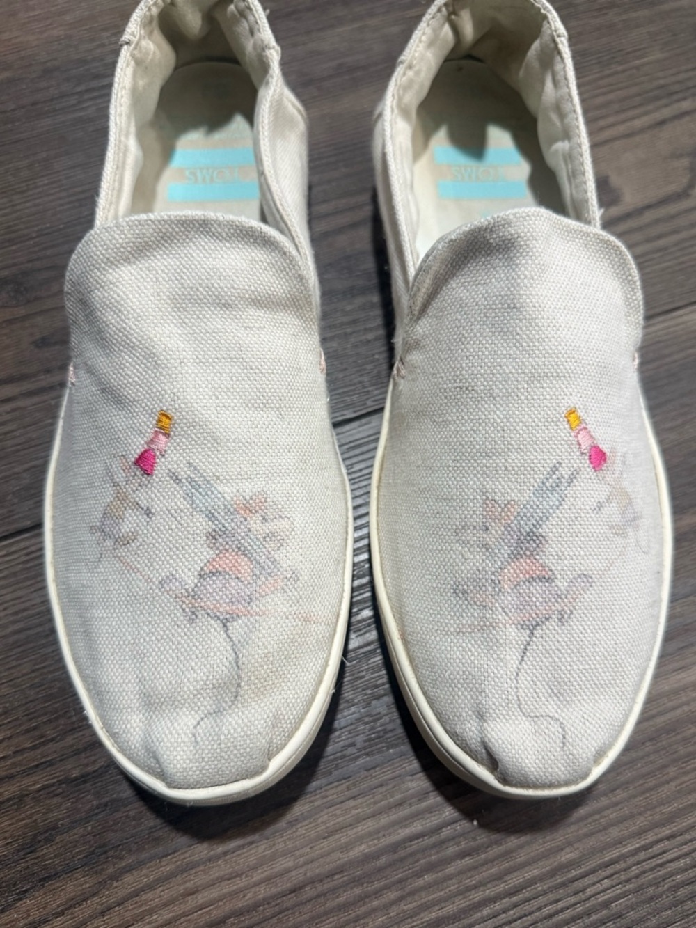 TOMS x Disney Gus & Jaq Alpargata Slip On Shoes Womens 7.5 Rare - Picture 3 of 10